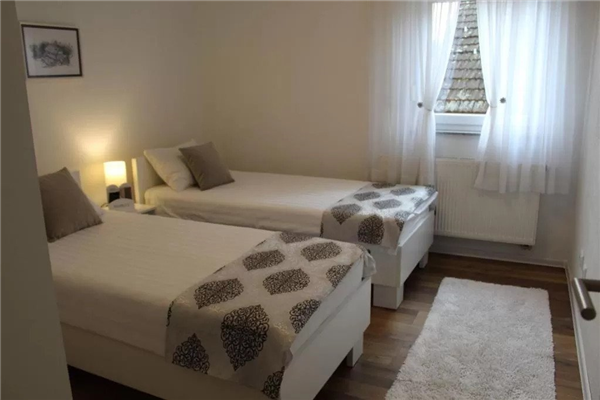 Apartmani Jasmina 2