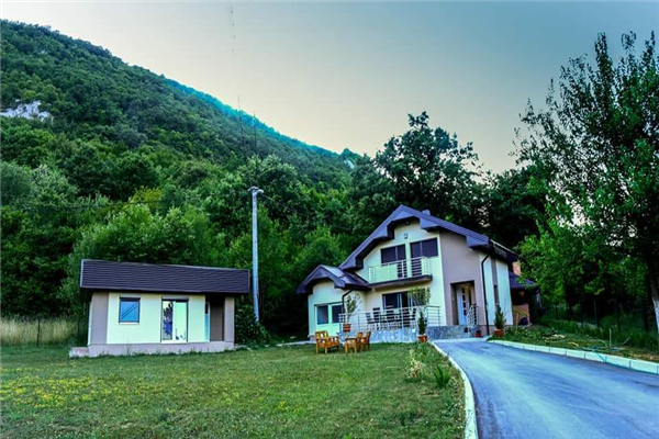 Villa Tasnim